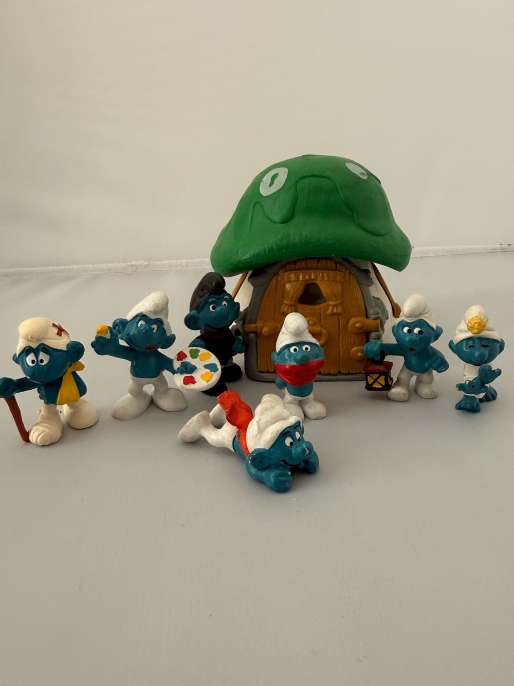 Smurfs Vintage Green Mushroom House & figures Peyo Schleich